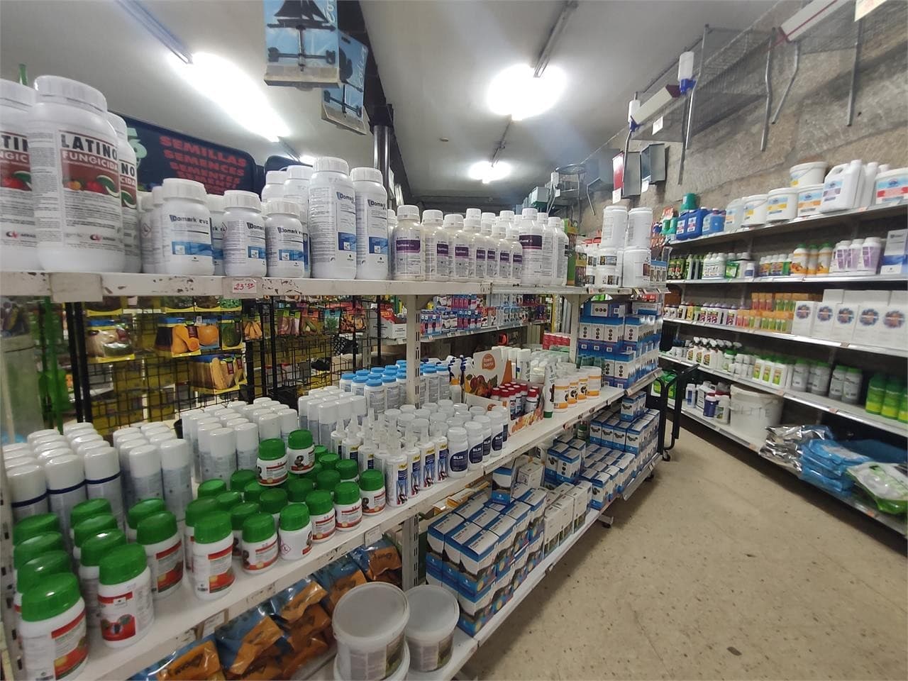 Huerto protegido con fitosanitarios de Almacenes A. Rivera, Ourense