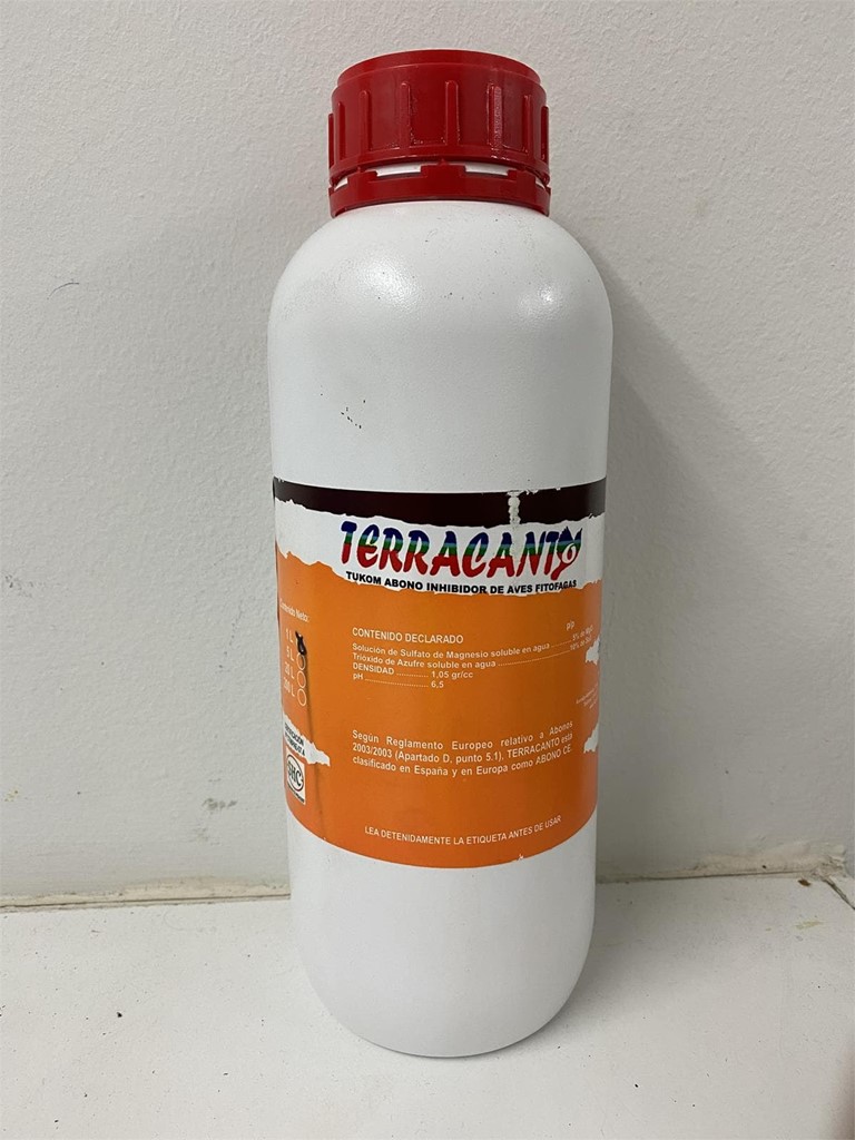 Foto 1 TERRACANTO ABONO INHIBIDOR DE AVES FITOFAGAS 1 L