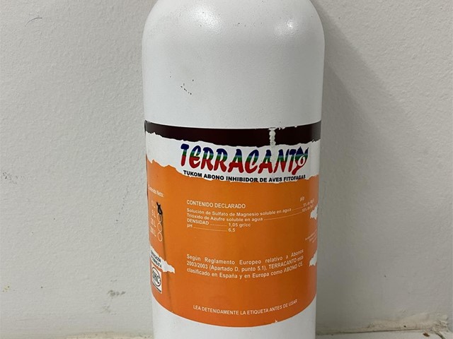 TERRACANTO ABONO INHIBIDOR DE AVES FITOFAGAS 1 L